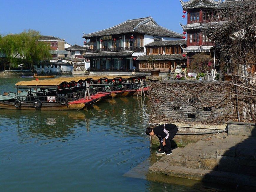 逃出美丽度假胜地